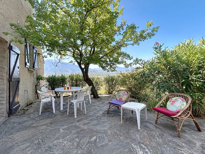 Image No.3-4 Bed House for sale