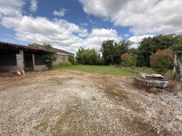 Image No.2-4 Bed Village House for sale