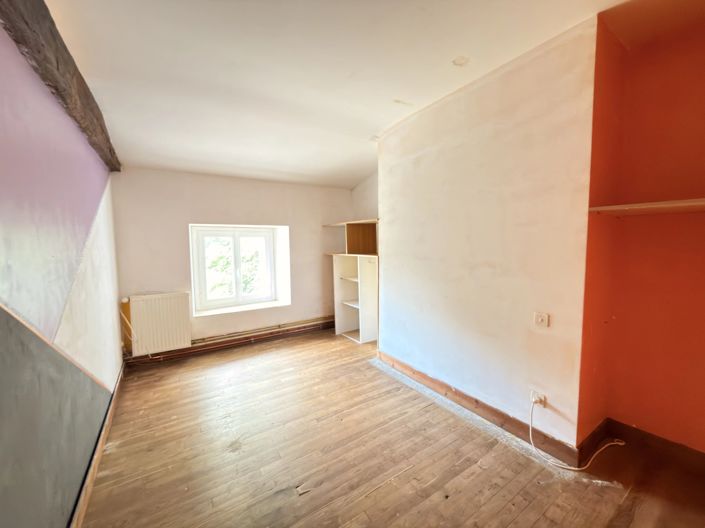 Image No.9-4 Bed Village House for sale