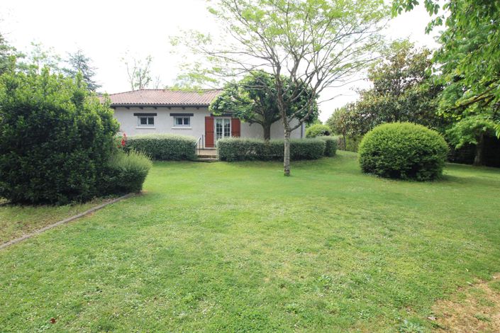 Image No.2-4 Bed House for sale