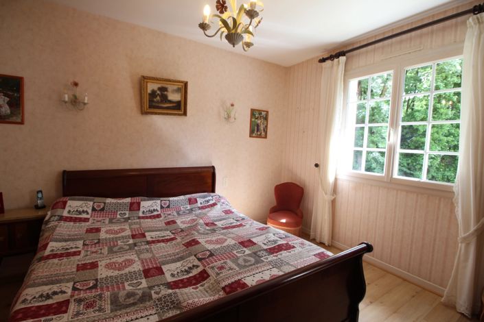 Image No.7-4 Bed House for sale