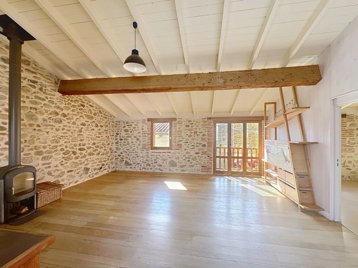 Image No.5-3 Bed Village House for sale