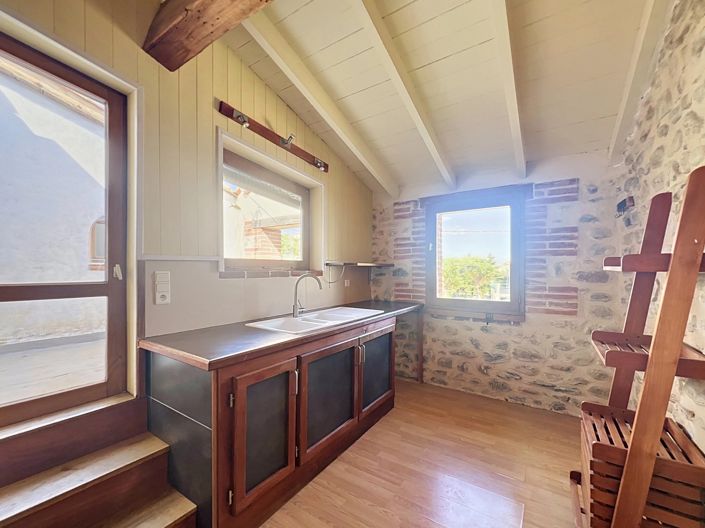 Image No.6-3 Bed Village House for sale