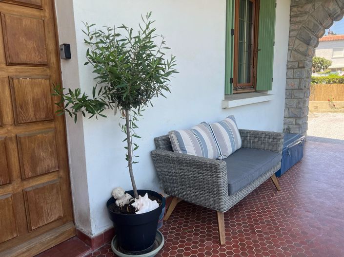 Image No.5-4 Bed House for sale