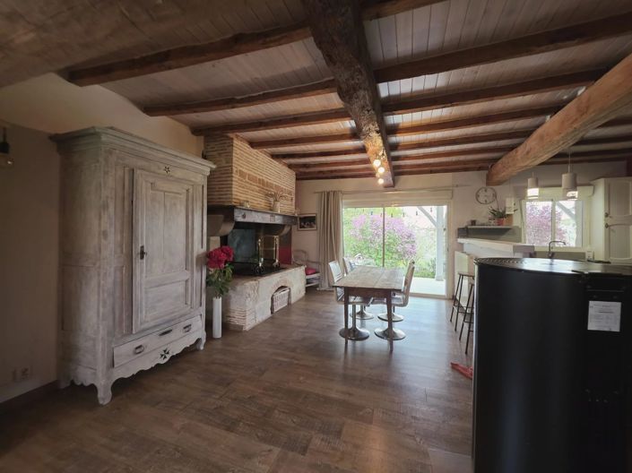 Image No.6-2 Bed House for sale
