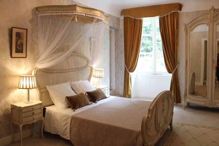 Image No.9-10 Bed House for sale