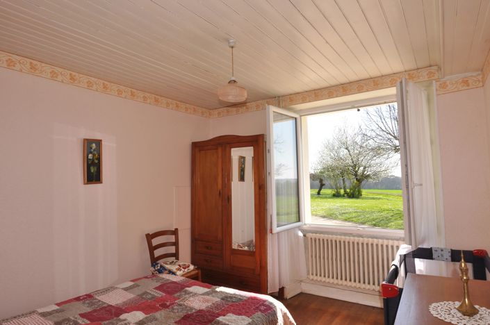 Image No.7-3 Bed House for sale