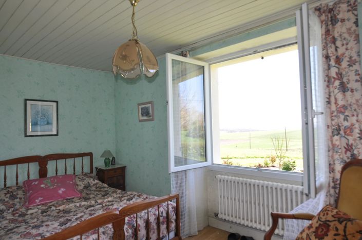 Image No.8-3 Bed House for sale