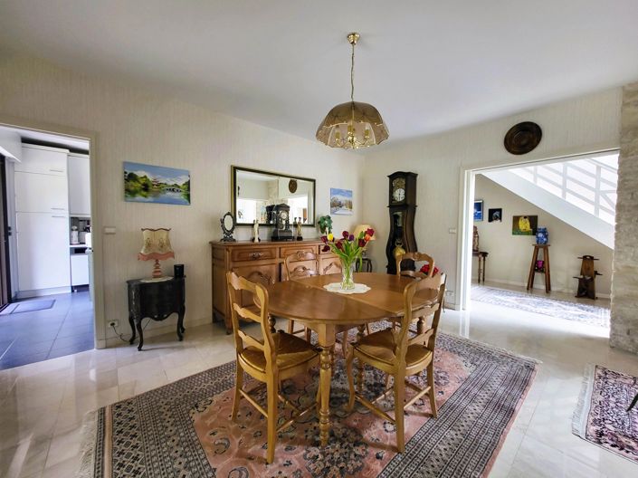 Image No.7-4 Bed House for sale