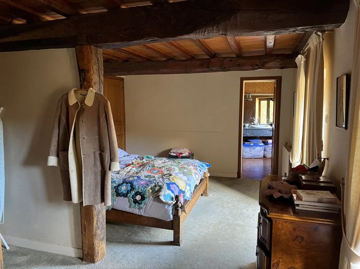 Image No.6-5 Bed House for sale