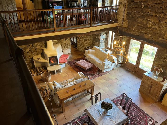 Image No.9-5 Bed House for sale