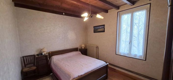 Image No.10-4 Bed House for sale