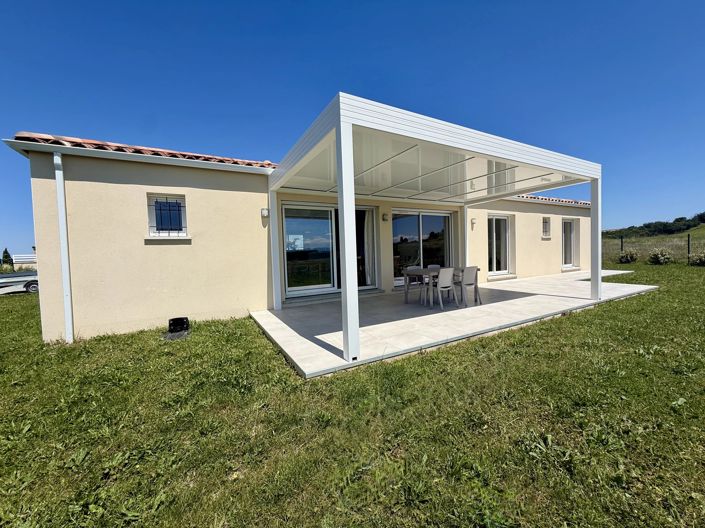 Image No.12-4 Bed House for sale