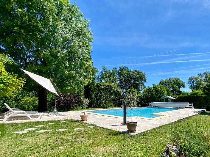 Image No.2-4 Bed House for sale