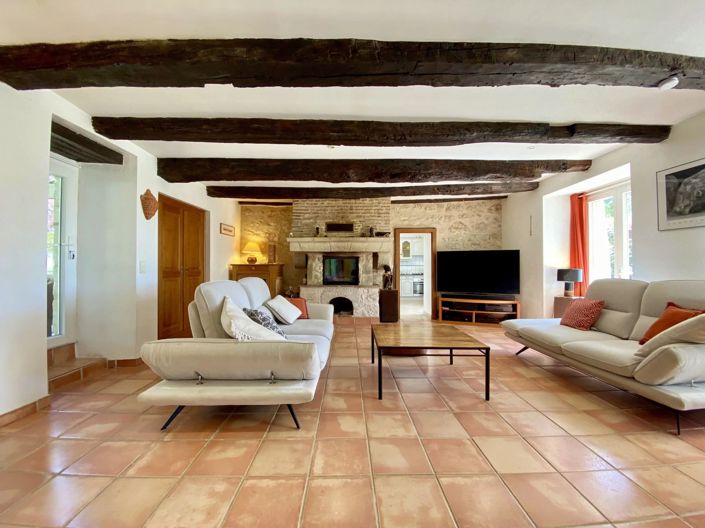 Image No.3-4 Bed House for sale