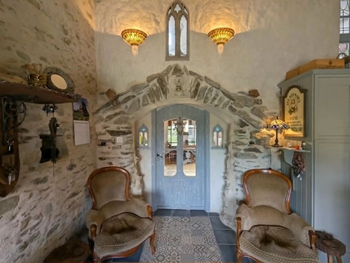 Image No.10-4 Bed Village House for sale