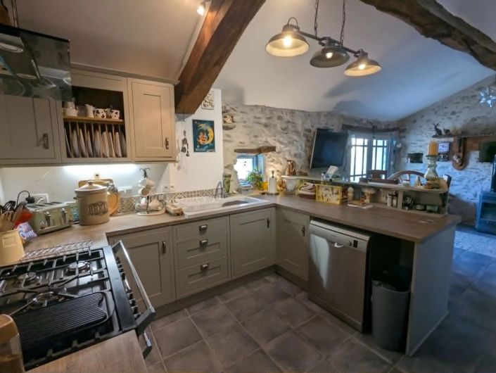 Image No.4-4 Bed Village House for sale