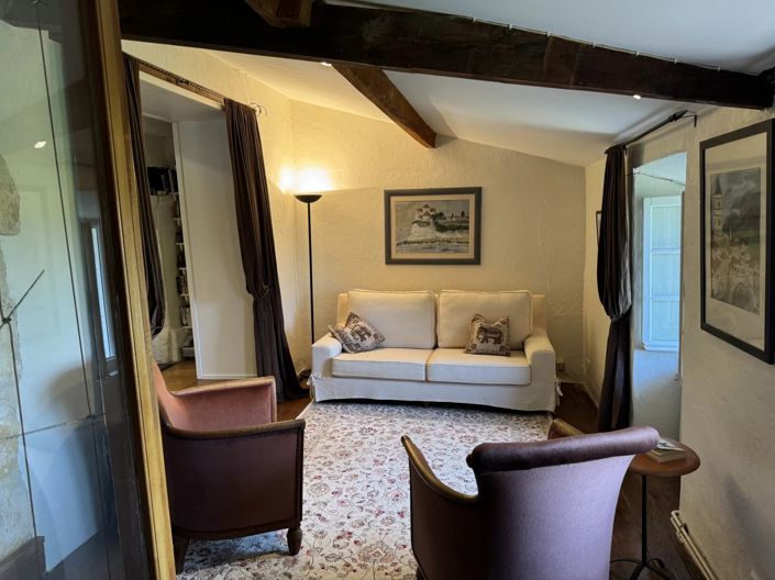 Image No.4-3 Bed Village House for sale