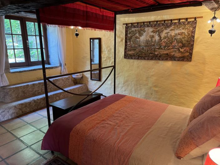 Image No.9-3 Bed Village House for sale