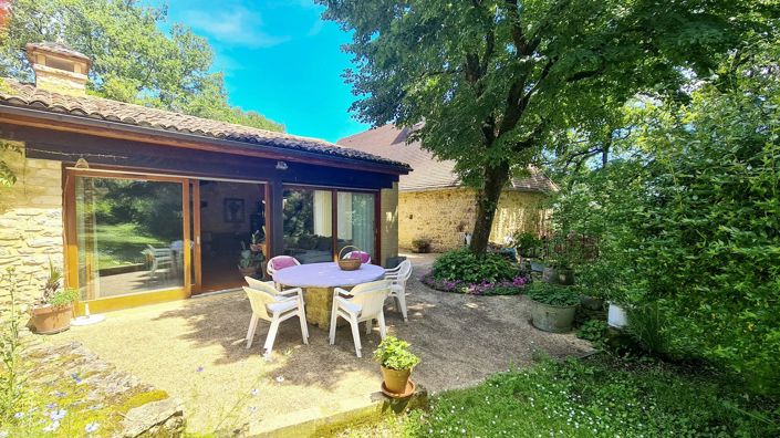 Image No.11-3 Bed House for sale