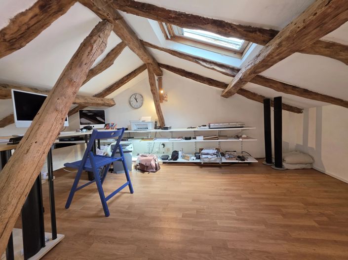Image No.8-2 Bed House for sale