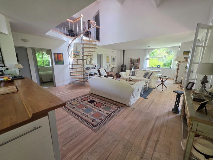 Image No.4-4 Bed House for sale