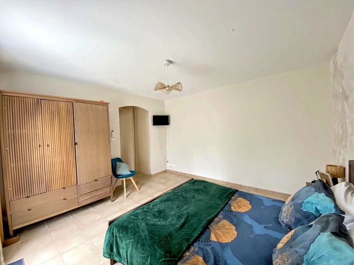 Image No.4-4 Bed House for sale