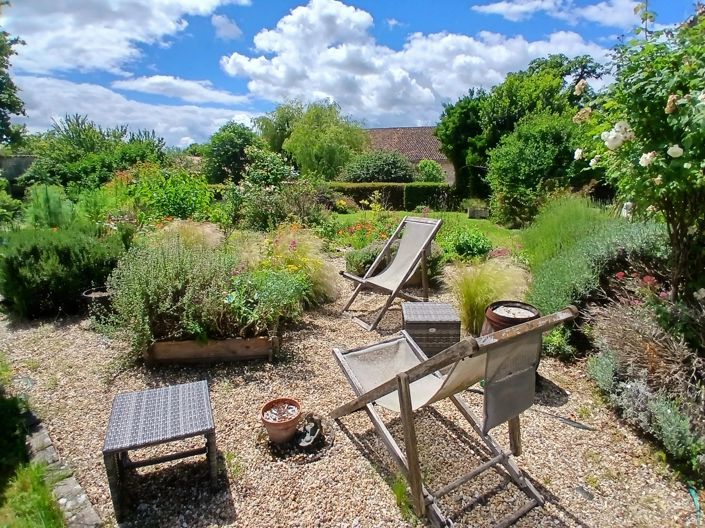 Image No.9-3 Bed House for sale