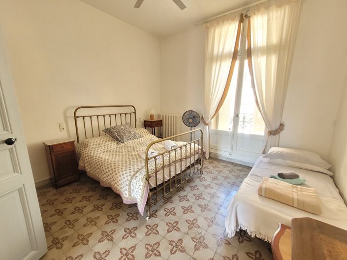 Image No.13-7 Bed House for sale