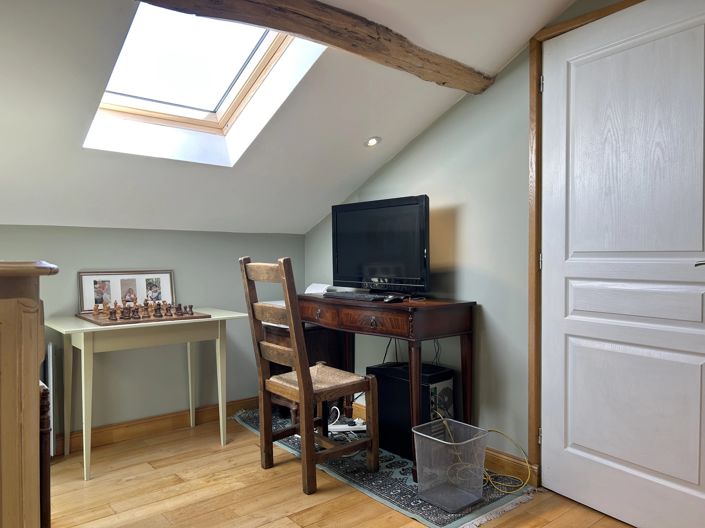 Image No.14-5 Bed House for sale