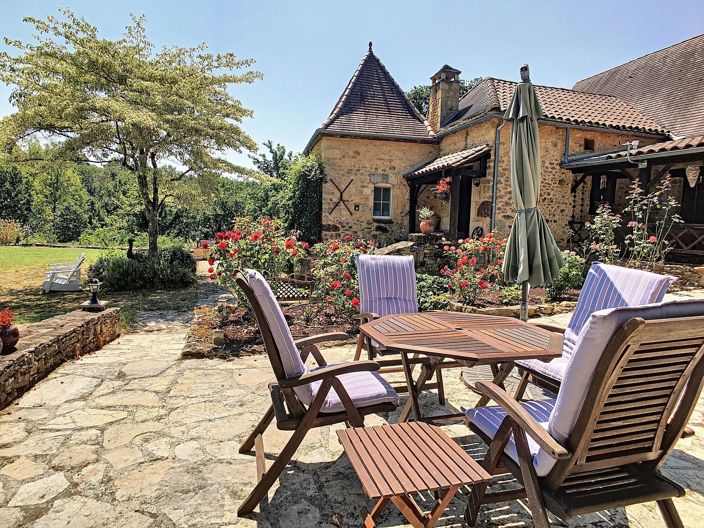 Image No.15-6 Bed House for sale