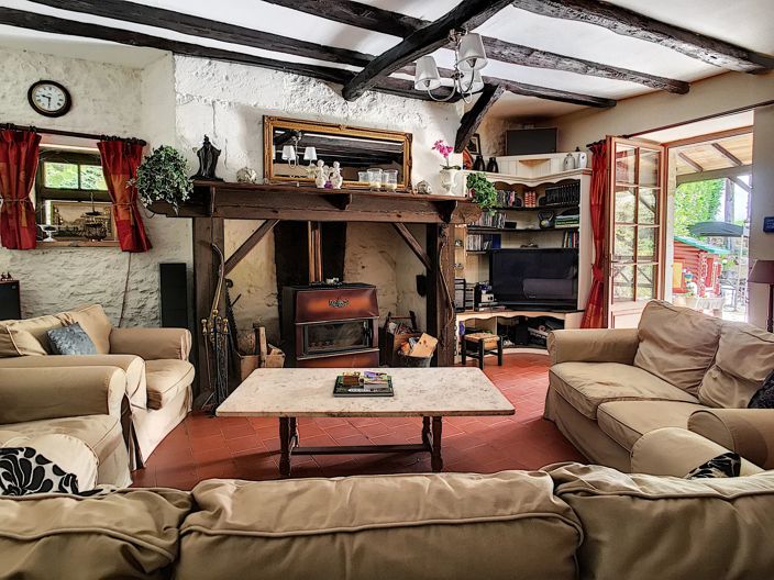 Image No.4-6 Bed House for sale