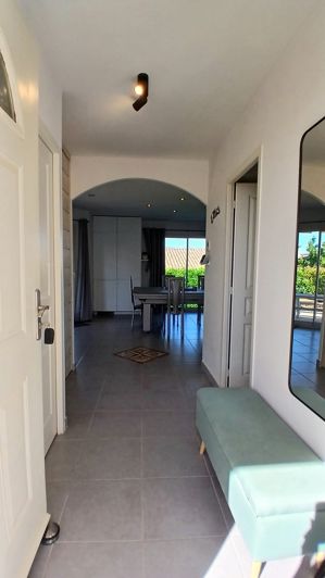 Image No.15-4 Bed House for sale
