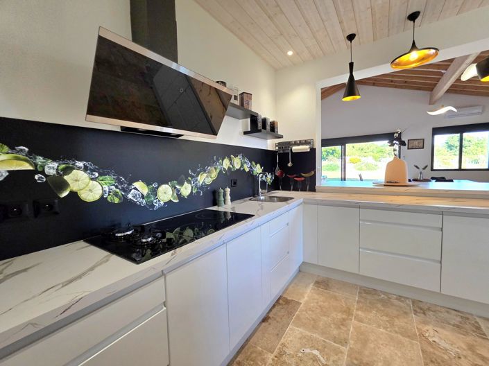 Image No.4-4 Bed House for sale