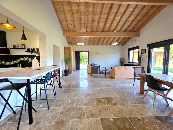 Image No.7-4 Bed House for sale