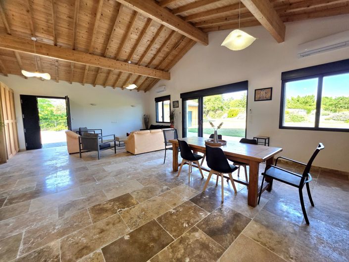 Image No.8-4 Bed House for sale