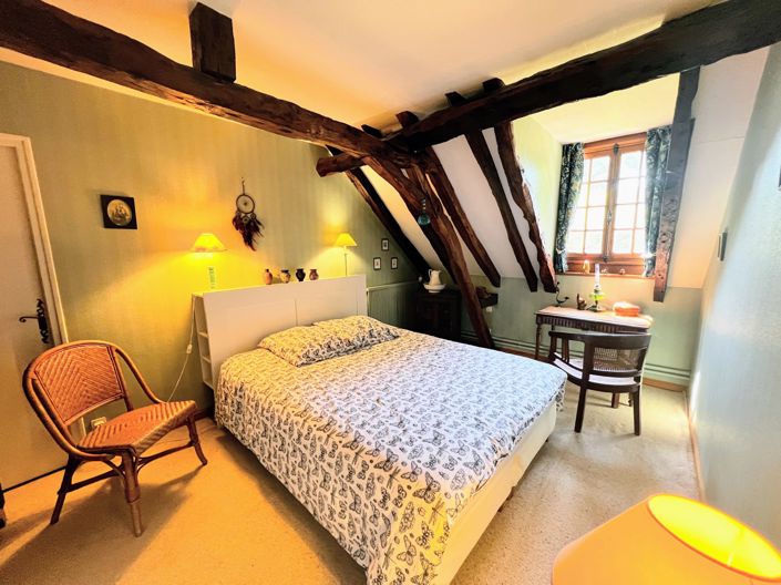 Image No.9-5 Bed House for sale