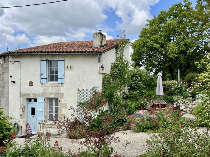 Image No.15-5 Bed Farmhouse for sale