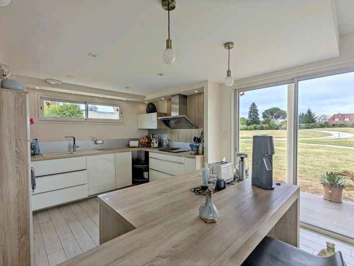 Image No.5-4 Bed House for sale