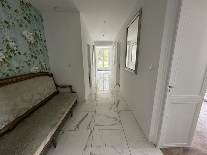 Image No.6-7 Bed House for sale