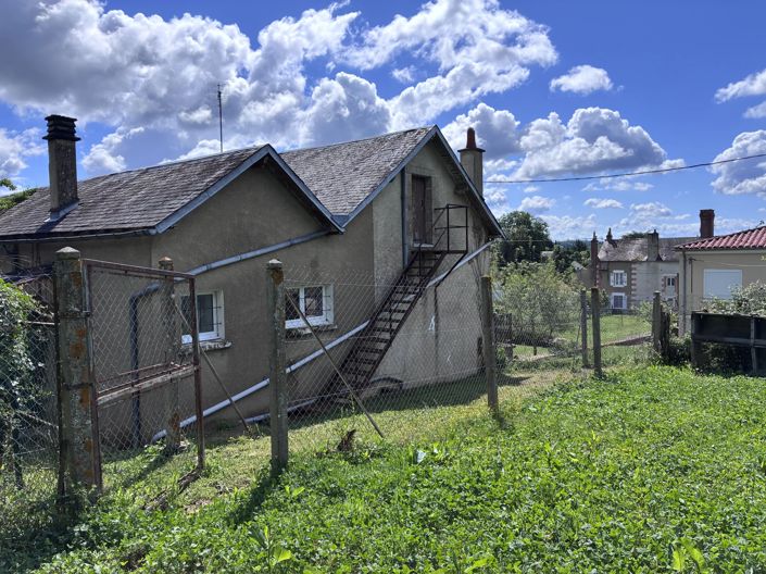 Image No.13-3 Bed Village House for sale