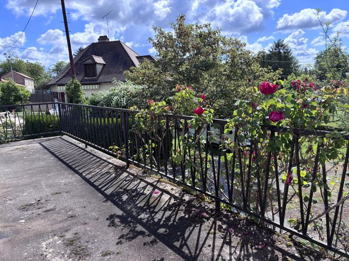 Image No.7-3 Bed Village House for sale