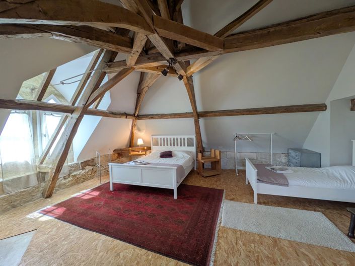 Image No.10-10 Bed House for sale
