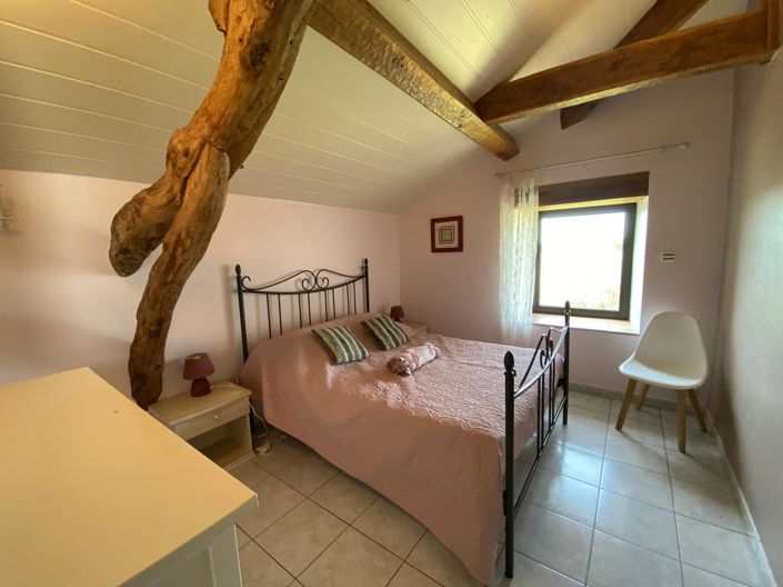 Image No.15-8 Bed House for sale