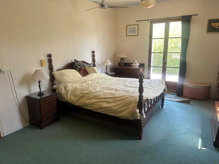 Image No.8-4 Bed Village House for sale