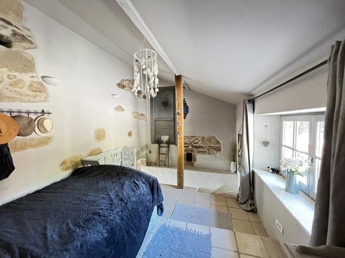 Image No.6-4 Bed House for sale