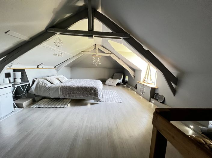 Image No.9-4 Bed House for sale