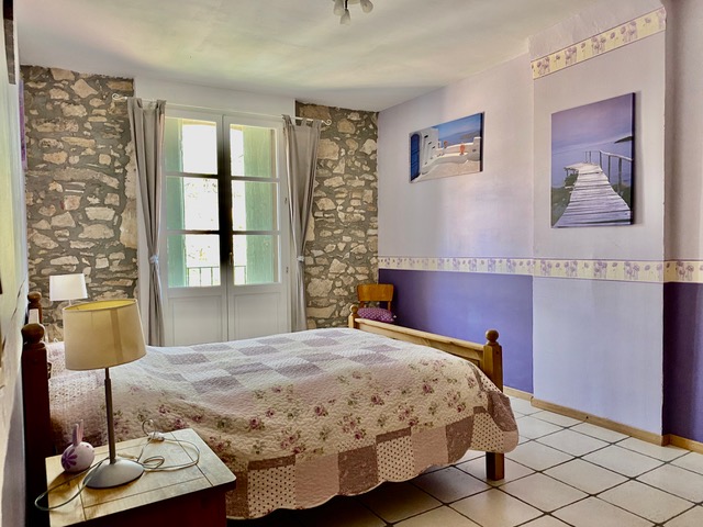 Image No.11-6 Bed House for sale