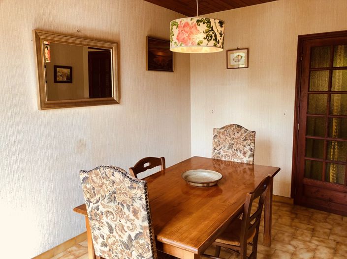 Image No.5-3 Bed Village House for sale