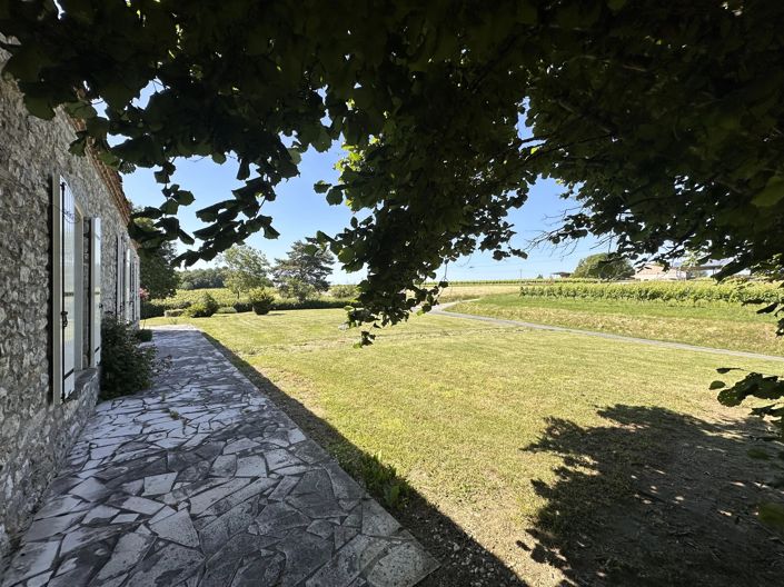 Image No.8-1 Bed House for sale